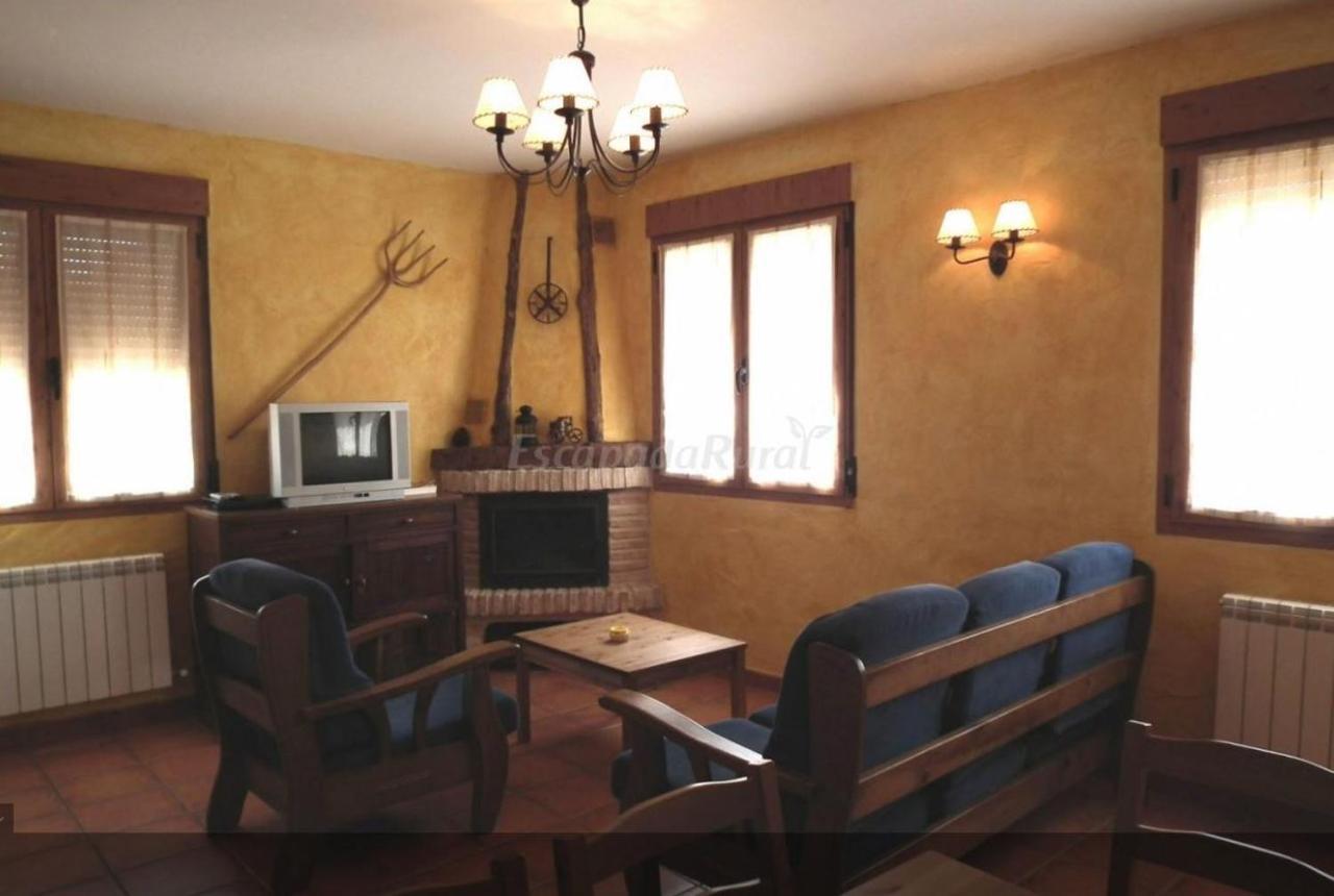 Casas Rurales Mi Reja A Santa Maria de Riaza Ngoại thất bức ảnh